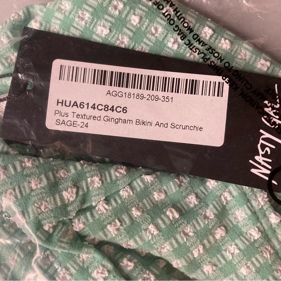 NASTY Gal Plus Size Textured Gingham High Waisted Bikini and Scrunchie Swim Set - Picture 6 of 6